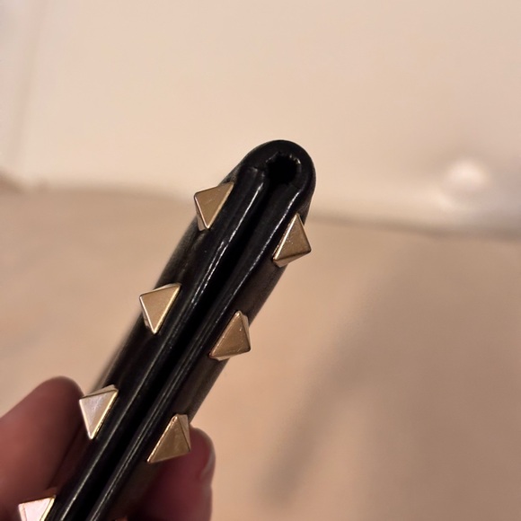 Valentino Garavani Black Studded Textured Leather Compact / Zippy Wallet EUC - Picture 6 of 12